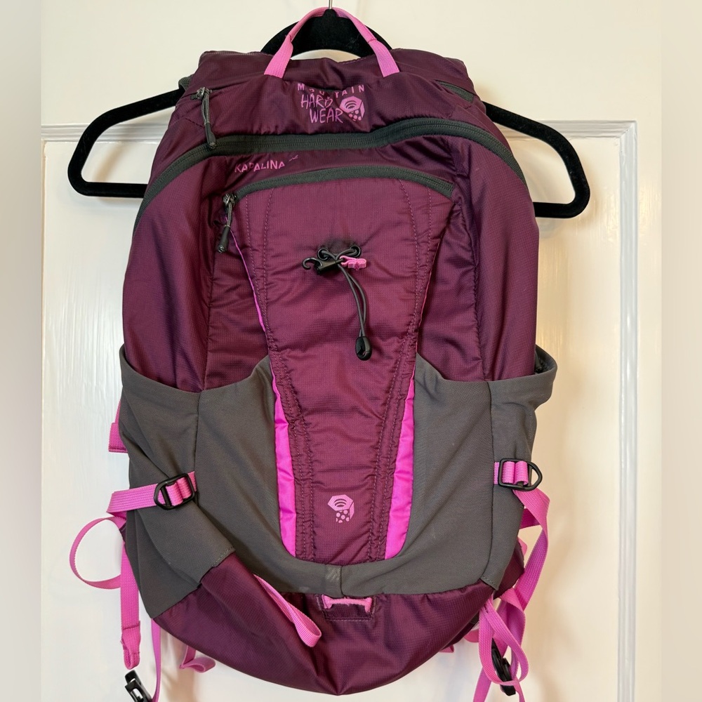 SOLD - Mountain Hardwear Kapalina 22 Liter Backpack Purple Pink Women’s